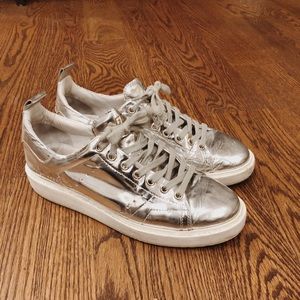 Designer sneakers 🌟